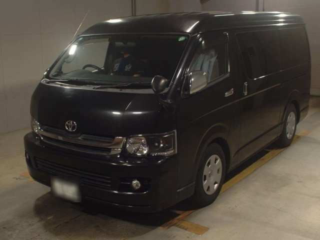 TOYOTA HIACE 2009