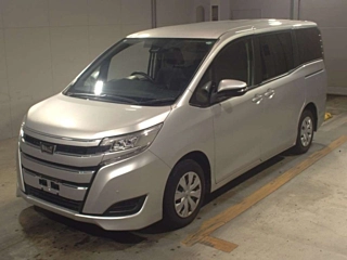 TOYOTA NOAH 2021