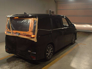 TOYOTA VOXY 2024