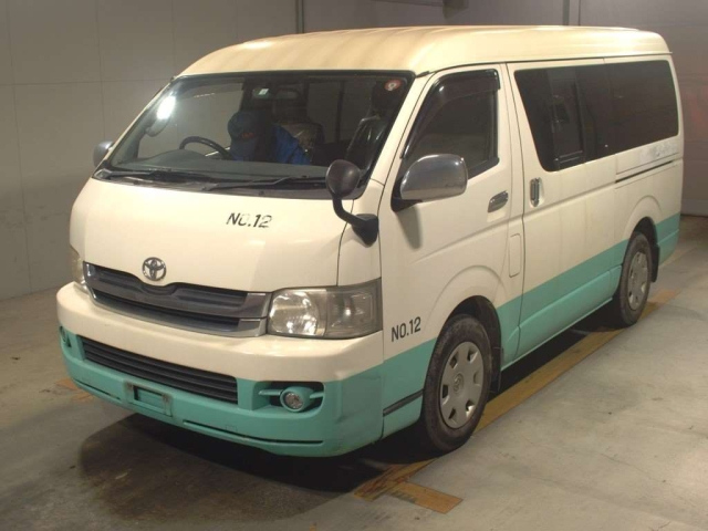 TOYOTA HIACE 2008