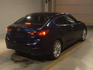 MAZDA AXELA 2017