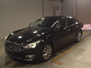 NISSAN FUGA 2018