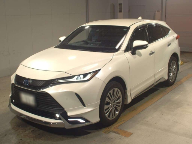 TOYOTA HARRIER 2022