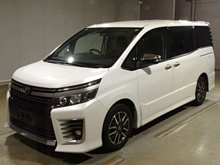 TOYOTA VOXY 2016
