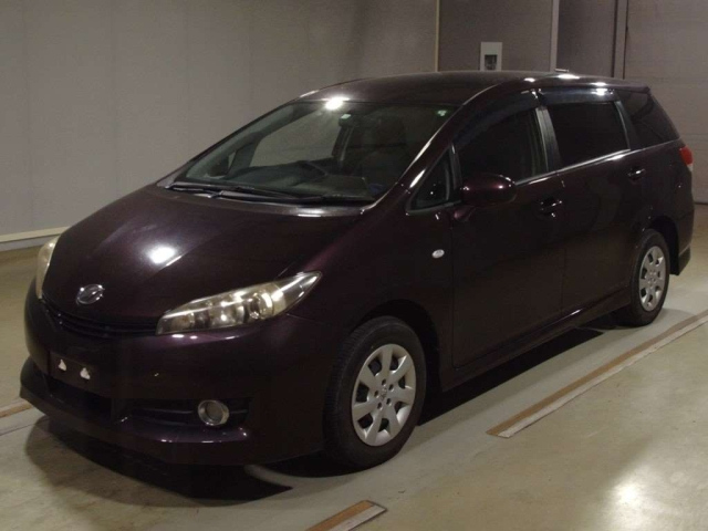 TOYOTA WISH 2010