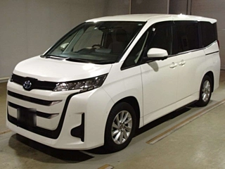 TOYOTA NOAH 2023