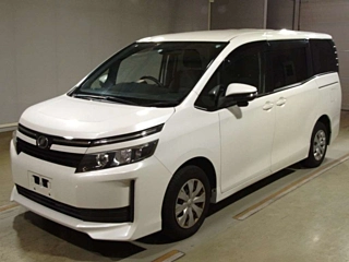 TOYOTA VOXY 2016