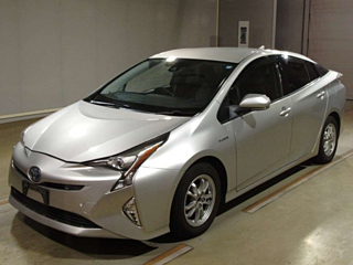 TOYOTA PRIUS 2016