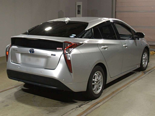 TOYOTA PRIUS 2016