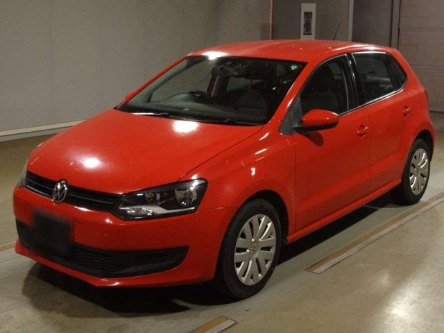 VOLKSWAGEN POLO 2010