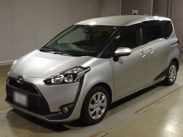 TOYOTA SIENTA 2017