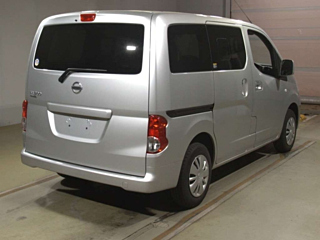 NISSAN NV200 2018