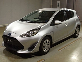 TOYOTA AQUA 2018