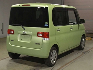 DAIHATSU TANTO 2013
