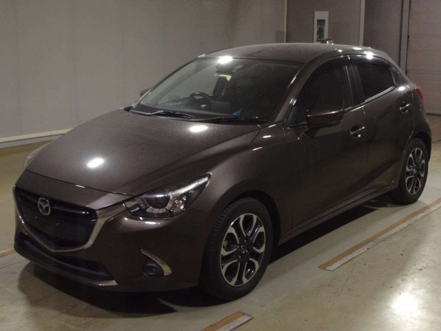 MAZDA DEMIO 2017
