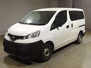 NISSAN NV200 2020