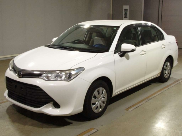 TOYOTA COROLLA AXIO 2016