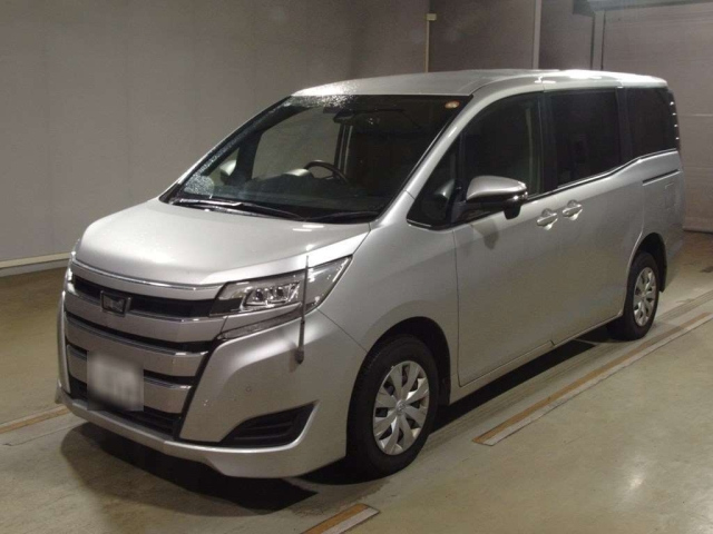 TOYOTA NOAH 2021