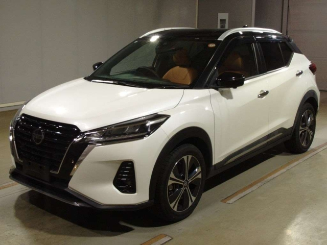 NISSAN KIX 2021