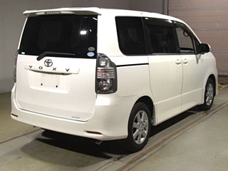 TOYOTA VOXY 2008