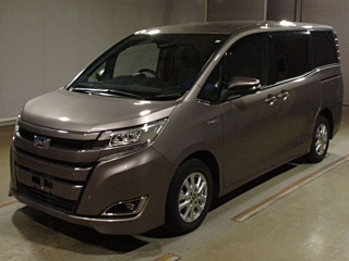 TOYOTA NOAH 2019