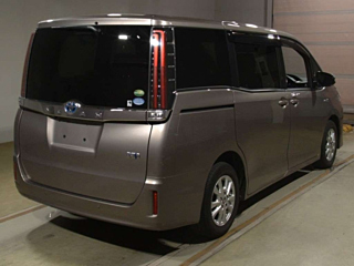 TOYOTA NOAH 2019