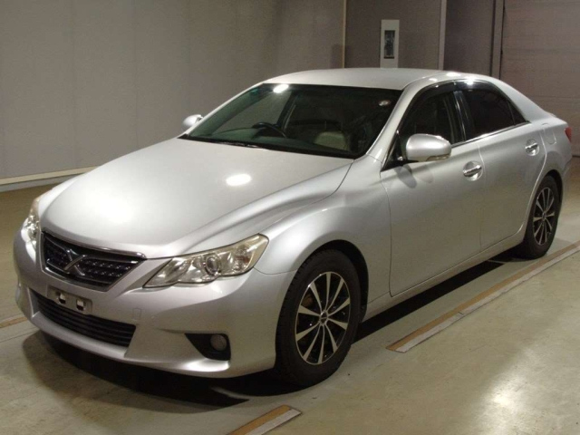 TOYOTA MARK X 2010