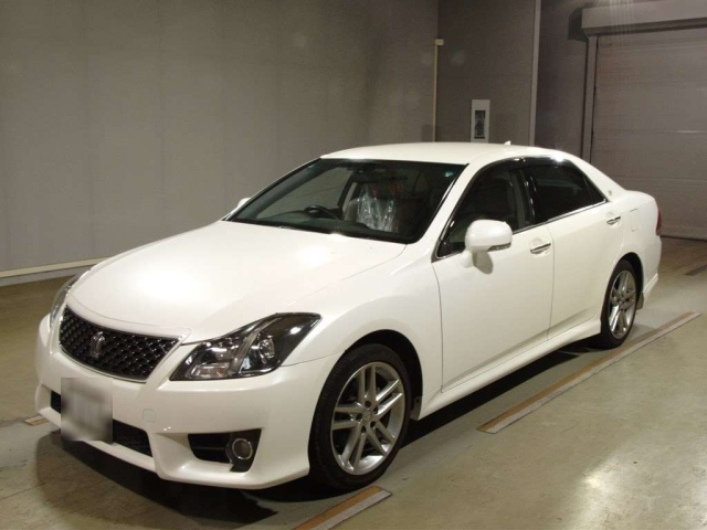TOYOTA CROWN 2012
