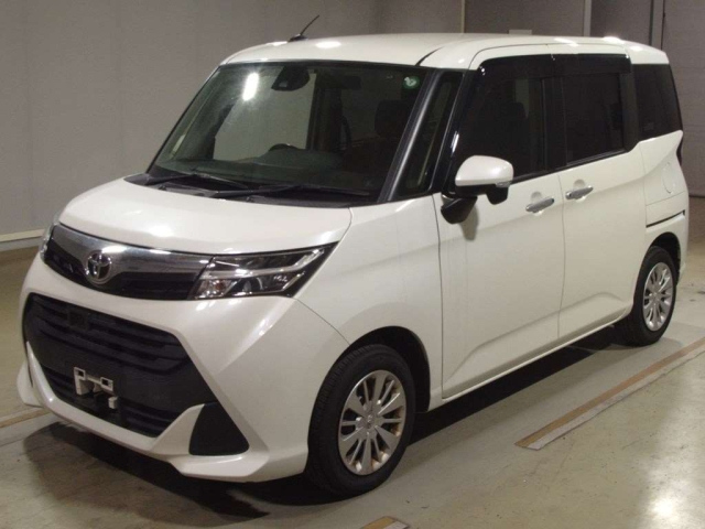 TOYOTA TANK 2017