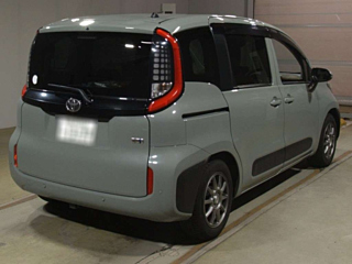 TOYOTA SIENTA 2023