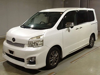 TOYOTA VOXY 2012