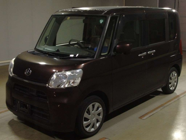DAIHATSU TANTO 2014