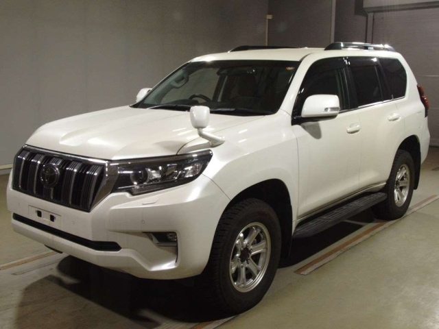 TOYOTA LAND CRUISER PRADO 2019