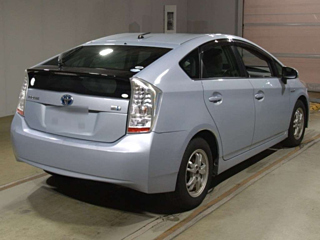 TOYOTA PRIUS 2010