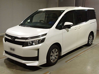 TOYOTA VOXY 2016