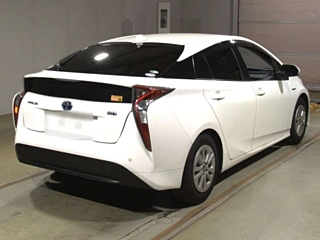 TOYOTA PRIUS 2017