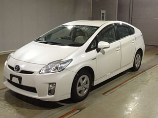 TOYOTA PRIUS 2011