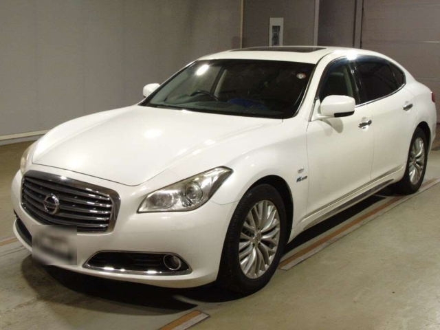 NISSAN CIMA 2012