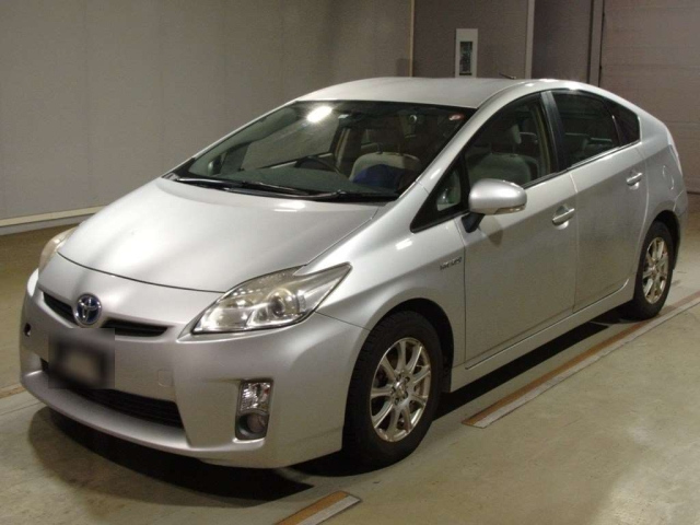 TOYOTA PRIUS 2010