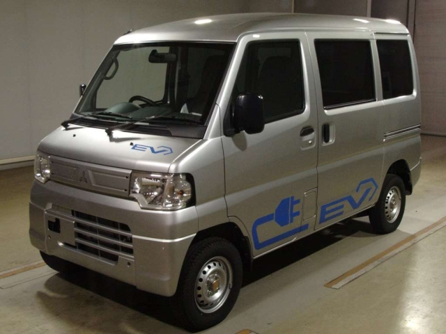 MITSUBISHI MINICAB MIEV 2023