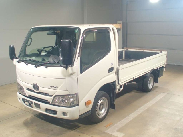 TOYOTA DYNA