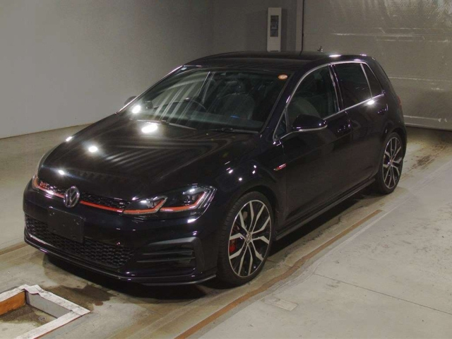VOLKSWAGEN GOLF 2020