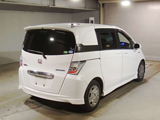 HONDA FREED 2013