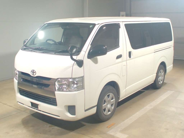 TOYOTA REGIUS ACE VAN 2018