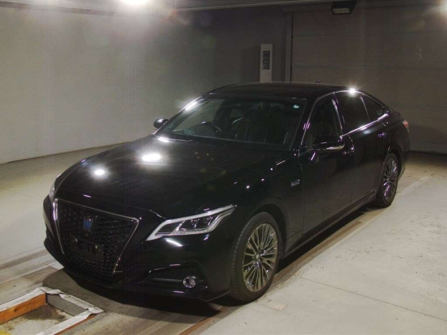 TOYOTA CROWN 2019