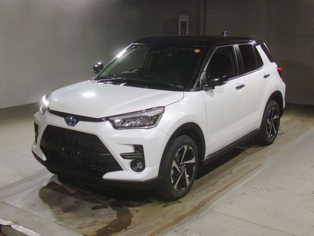 TOYOTA RAIZE 2025