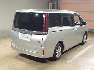 TOYOTA NOAH 2021