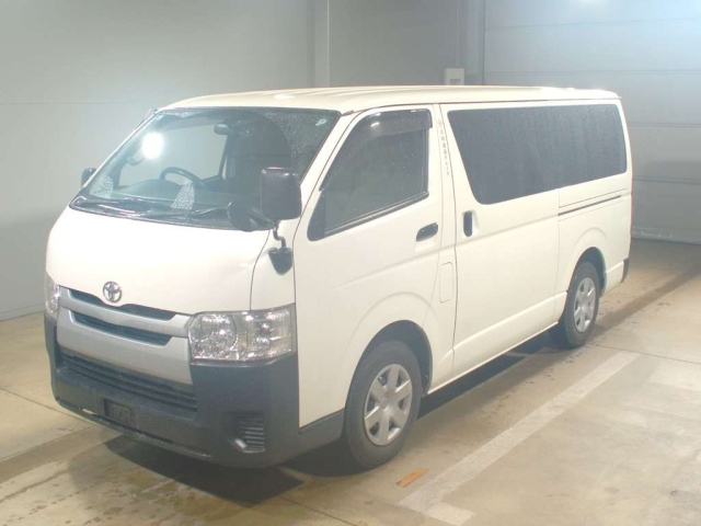 TOYOTA REGIUS ACE VAN