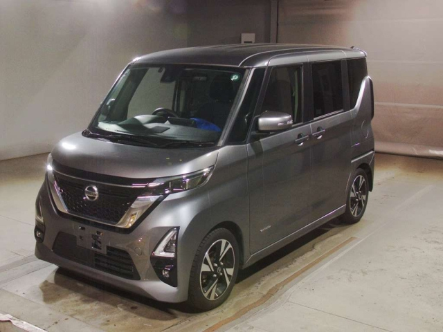 NISSAN ROOX 2023