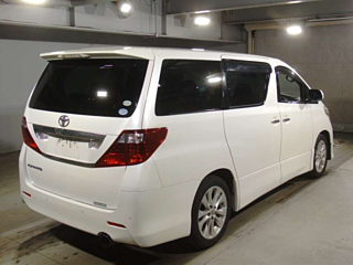 TOYOTA ALPHARD 2010